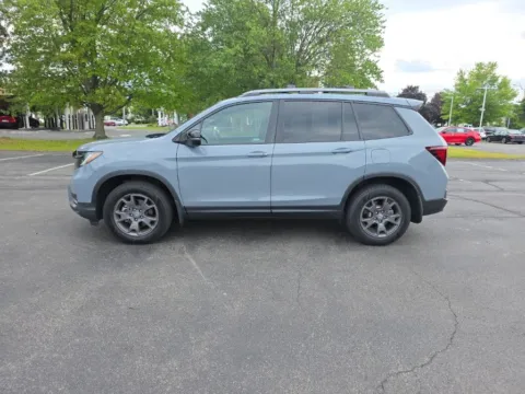 More photos of 2024 Honda Passport TrailSport at Lia Honda Albany, NY