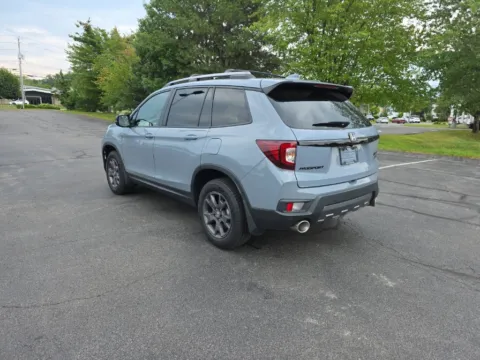 More photos of 2024 Honda Passport TrailSport at Lia Honda Albany, NY