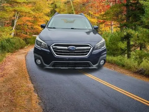 Photos of 2018 Subaru Outback 2.5i Premium for sale in Albany, NY at Lia Honda Albany