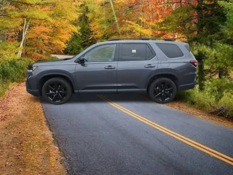 More photos of 2025 Honda Pilot Black Edition at Lia Honda Albany, NY