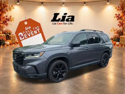 Another view of 2025 Honda Pilot Black Edition for sale in Albany, NY at Lia Honda Albany