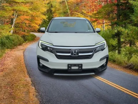 Photos of 2019 Honda Pilot EX-L for sale in Albany, NY at Lia Honda Albany