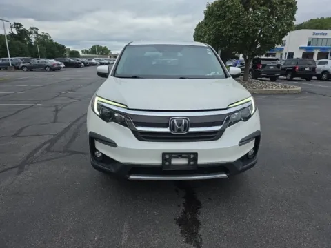 Photos of 2019 Honda Pilot EX-L for sale in Albany, NY at Lia Honda Albany