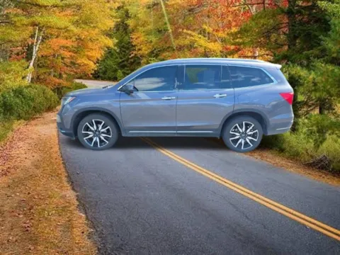 More photos of 2021 Honda Pilot Elite at Lia Honda Albany, NY