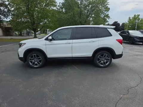 More photos of 2023 Honda Passport EX-L at Lia Honda Albany, NY