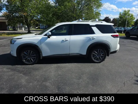 More photos of 2023 Nissan Pathfinder SL at Lia Honda Albany, NY