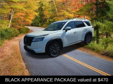 More photos of 2023 Nissan Pathfinder SL at Lia Honda Albany, NY