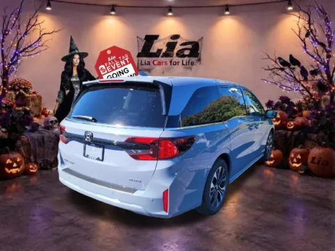 Another view of 2027 Honda Odyssey Elite for sale in Albany, NY at Lia Honda Albany