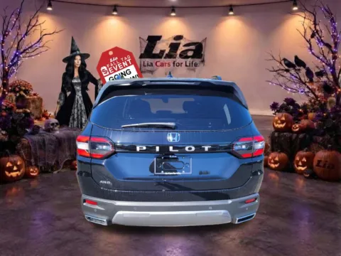 More photos of 2026 Honda Pilot EX-L at Lia Honda Albany, NY
