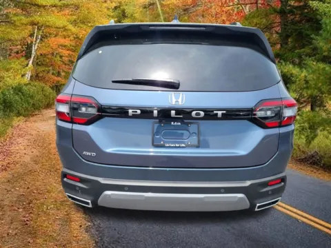 More photos of 2026 Honda Pilot EX-L at Lia Honda Albany, NY