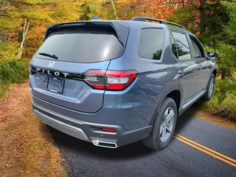 Another view of 2026 Honda Pilot EX-L for sale in Albany, NY at Lia Honda Albany