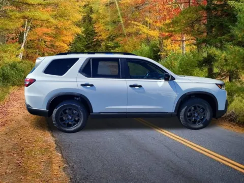 Photos of 2026 Honda Pilot TrailSport for sale in Albany, NY at Lia Honda Albany