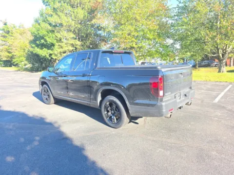 More photos of 2024 Honda Ridgeline Black Edition at Lia Honda Albany, NY
