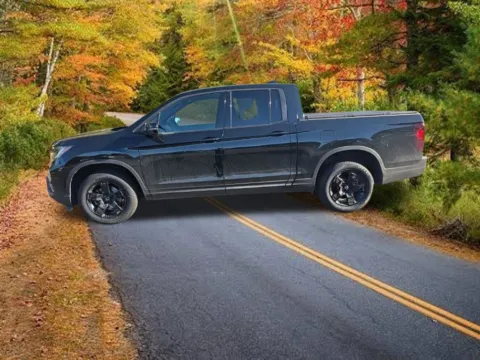 More photos of 2024 Honda Ridgeline Black Edition at Lia Honda Albany, NY