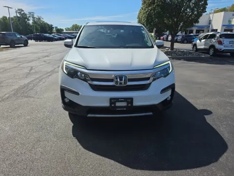 Photos of 2021 Honda Pilot EX-L for sale in Albany, NY at Lia Honda Albany