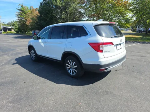 More photos of 2021 Honda Pilot EX-L at Lia Honda Albany, NY