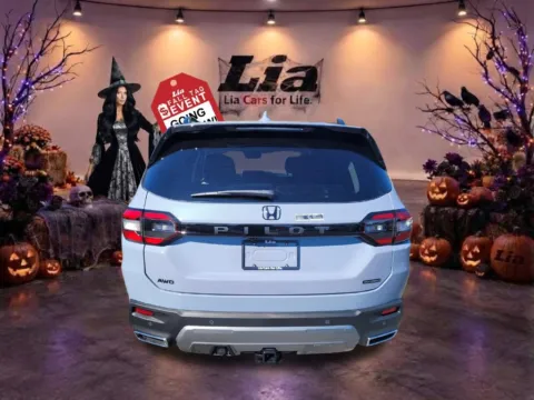 More photos of 2026 Honda Pilot Touring at Lia Honda Albany, NY