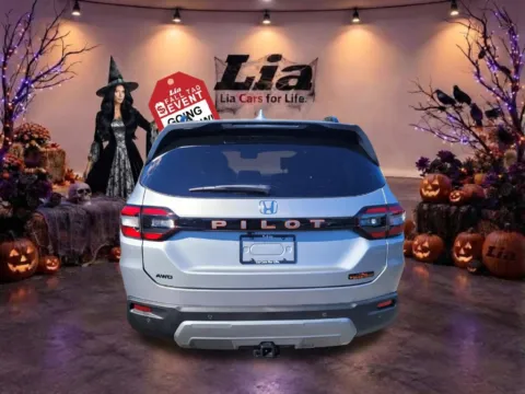 More photos of 2026 Honda Pilot TrailSport at Lia Honda Albany, NY