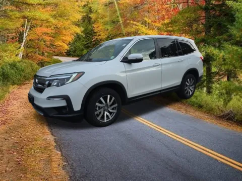Another view of 2022 Honda Pilot EX-L for sale in Albany, NY at Lia Honda Albany