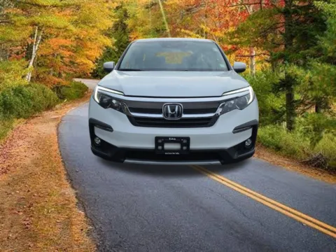 Photos of 2022 Honda Pilot EX-L for sale in Albany, NY at Lia Honda Albany