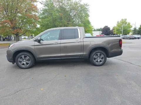 More photos of 2020 Honda Ridgeline RTL-E at Lia Honda Albany, NY