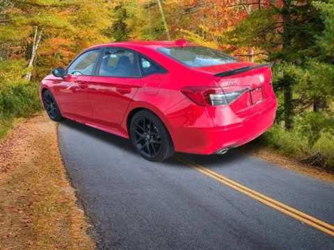 More photos of 2024 Honda Civic Si at Lia Honda Albany, NY