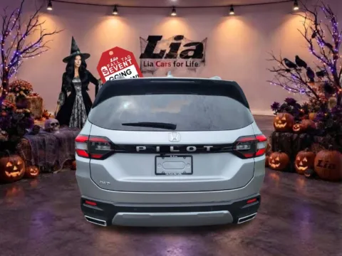 More photos of 2026 Honda Pilot EX-L at Lia Honda Albany, NY