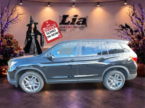 More photos of 2023 Honda Passport EX-L at Lia Honda Albany, NY