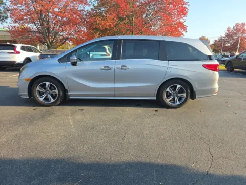 More photos of 2018 Honda Odyssey Touring at Lia Honda Albany, NY