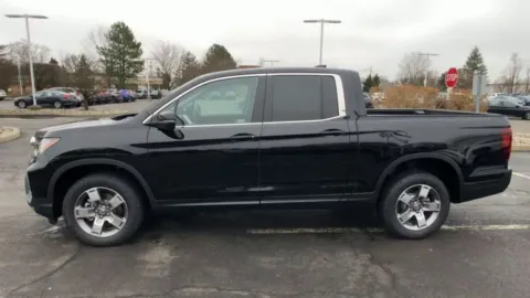 More photos of 2026 Honda Ridgeline RTL at Lia Honda Enfield, CT