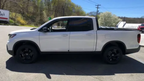 More photos of 2026 Honda Ridgeline Black Edition at Lia Honda Enfield, CT