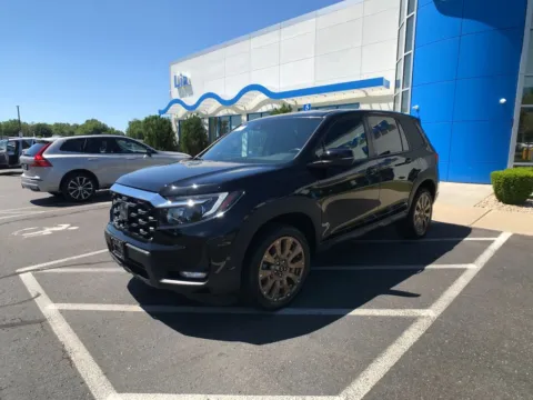 Another view of 2023 Honda Passport EX-L for sale in Enfield, CT at Lia Honda Enfield