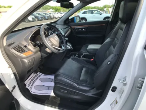 More photos of 2021 Honda CR-V EX-L at Lia Honda Enfield, CT