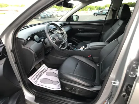 More photos of 2024 Hyundai Tucson SEL at Lia Honda Enfield, CT