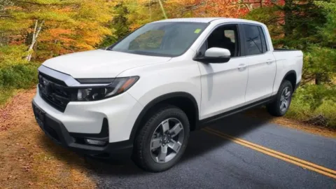 More photos of 2026 Honda Ridgeline RTL at Lia Honda Enfield, CT