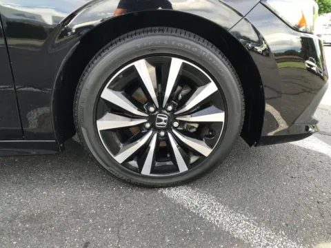 More photos of 2024 Honda Civic EX at Lia Honda Enfield, CT