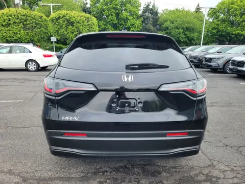 More photos of 2027 Honda HR-V LX at Lia Honda Enfield, CT