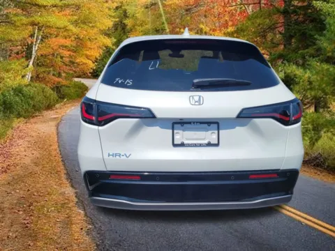 More photos of 2027 Honda HR-V EX-L at Lia Honda Enfield, CT