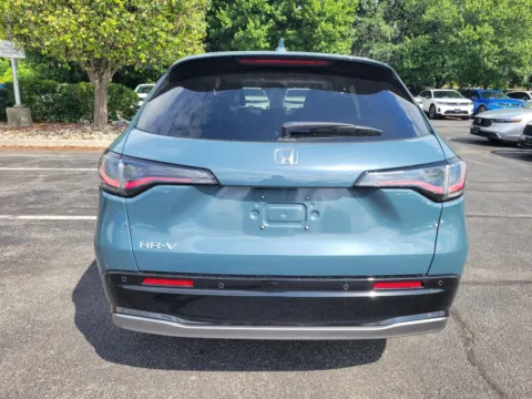 More photos of 2027 Honda HR-V EX-L at Lia Honda Enfield, CT