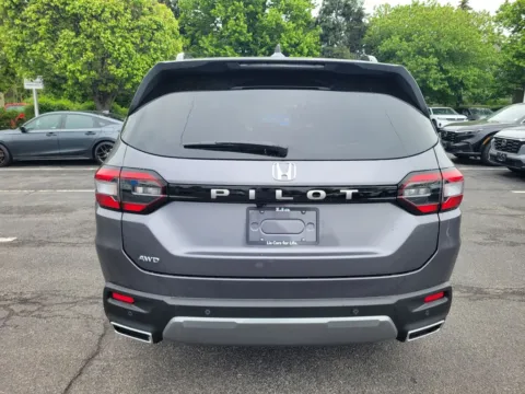 More photos of 2026 Honda Pilot EX-L at Lia Honda Enfield, CT