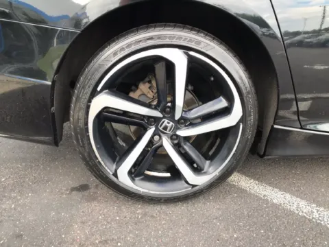 More photos of 2020 Honda Accord Sport 2.0T at Lia Honda Enfield, CT