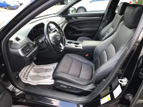 More photos of 2020 Honda Accord Sport 2.0T at Lia Honda Enfield, CT