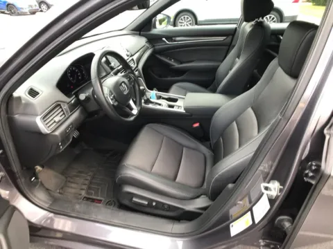 More photos of 2020 Honda Accord Sport at Lia Honda Enfield, CT
