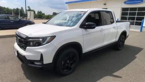 More photos of 2026 Honda Ridgeline Black Edition at Lia Honda Enfield, CT