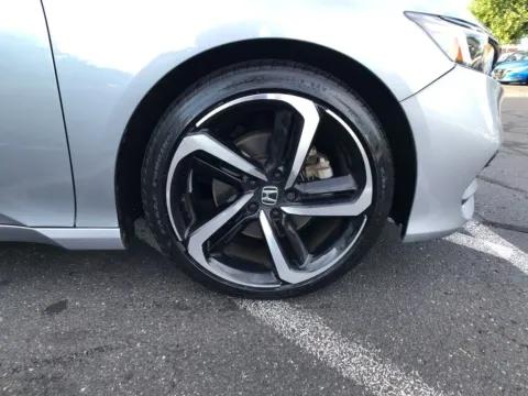 More photos of 2020 Honda Accord Sport at Lia Honda Enfield, CT