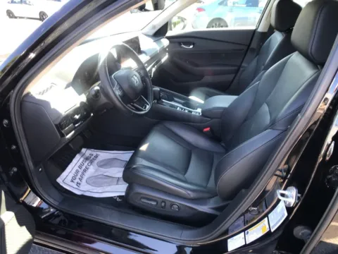More photos of 2024 Honda Accord Hybrid EX-L at Lia Honda Enfield, CT