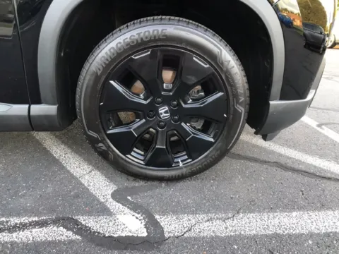 More photos of 2026 Honda Pilot Black Edition at Lia Honda Enfield, CT