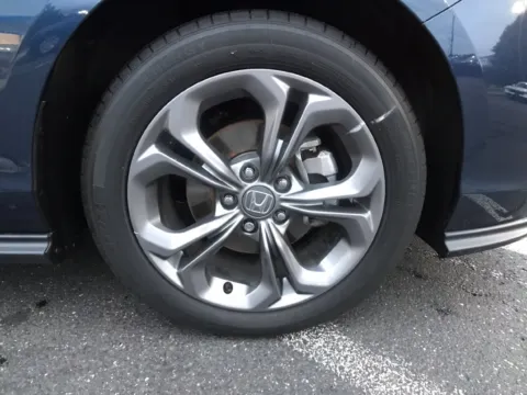 More photos of 2024 Honda Accord EX at Lia Honda Enfield, CT