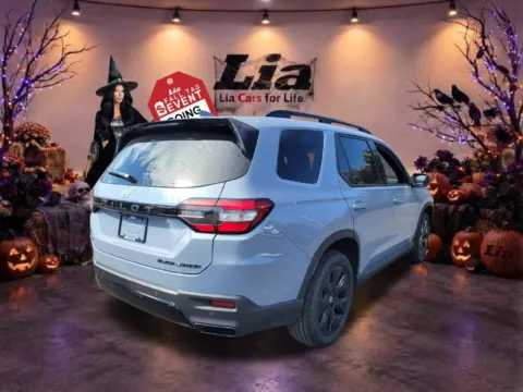 Another view of 2026 Honda Pilot Black Edition for sale in Enfield, CT at Lia Honda Enfield