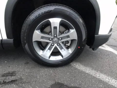 More photos of 2025 Honda Pilot EX-L at Lia Honda Enfield, CT